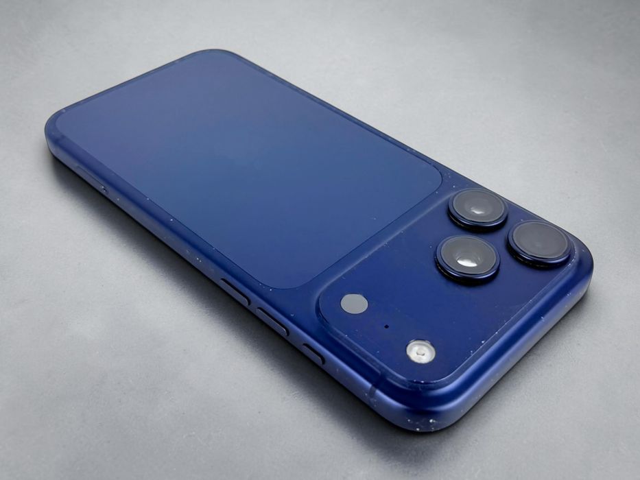 Apple iPhone 17 Pro Max 512GB Blue Отличен! Гаранция!