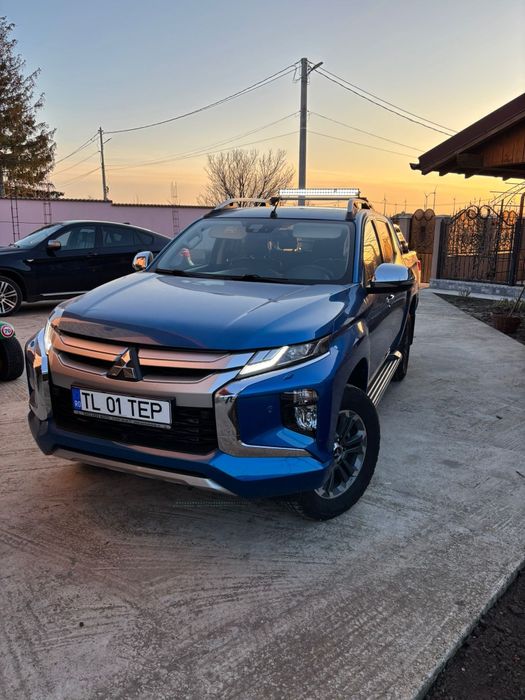 Vând Mitsubishi L200