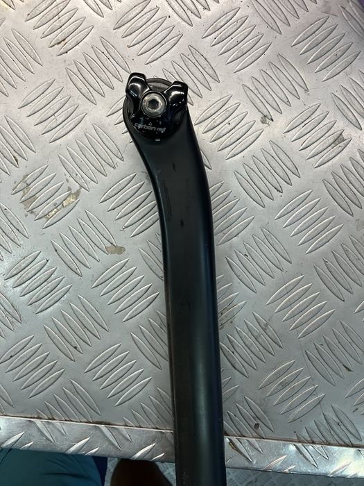 Колче S-WORKS tarmac carbon