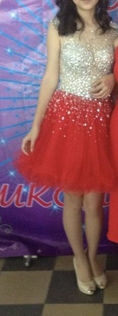 Коктейльное брендовое платье