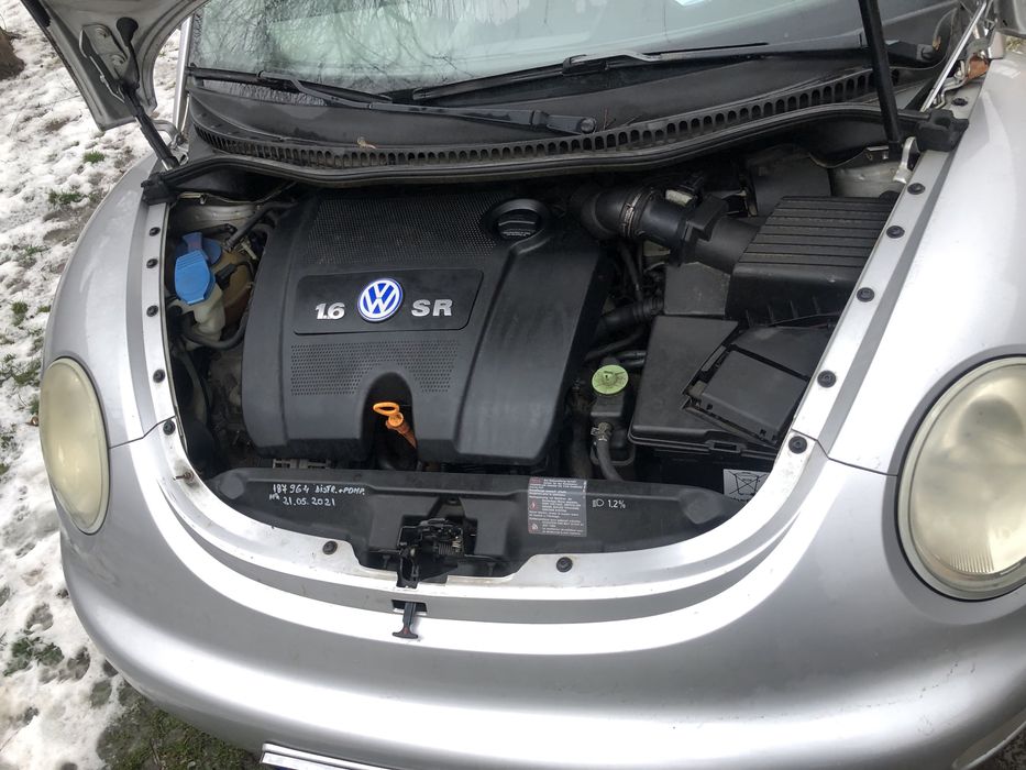 Vând vw beetle 1.6 benzină an 2000