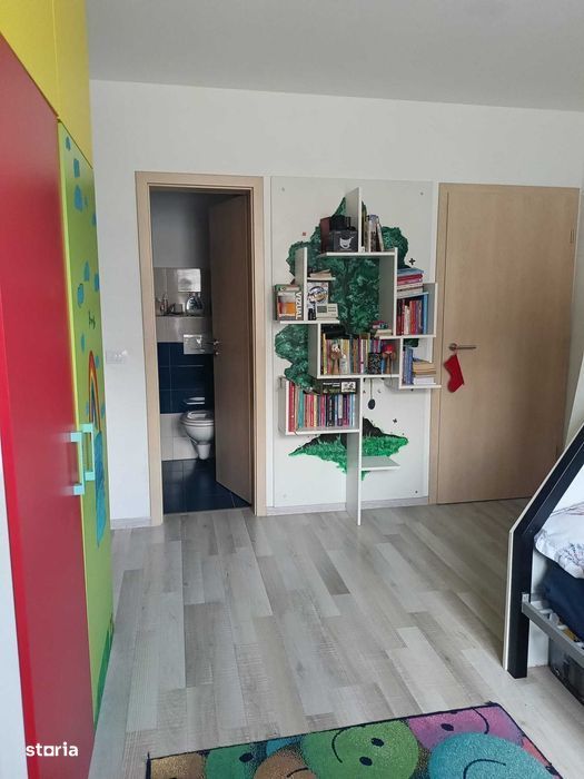 De vânzare apartament spațios și luminos în cartie
