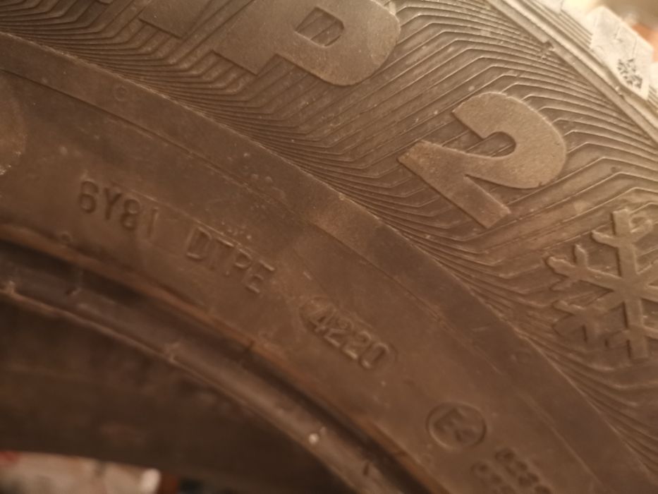 Зимни гуми 235/65/17 Pirelli, Semperit