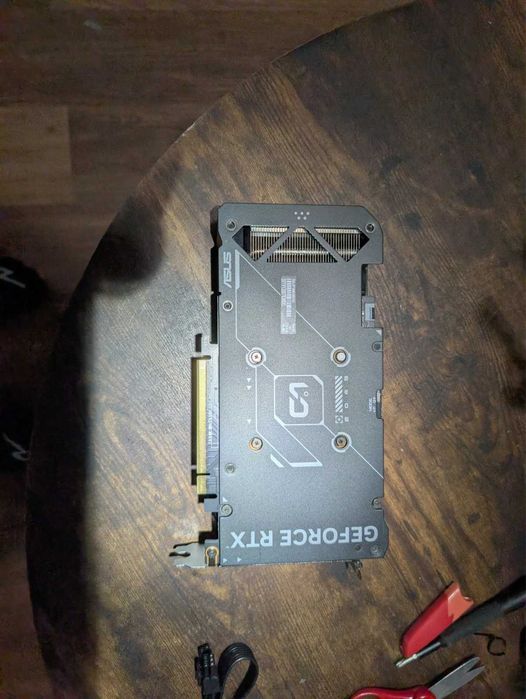 Видео Карта ASUS DUAL RTX 4060 OC