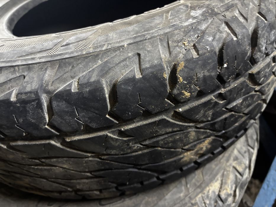 Шины летние А/Т для внедорожника