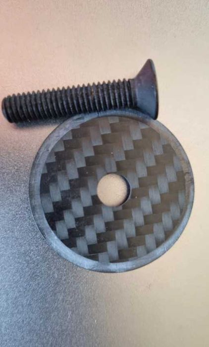 Capac pipa (top cap) carbon cu surub