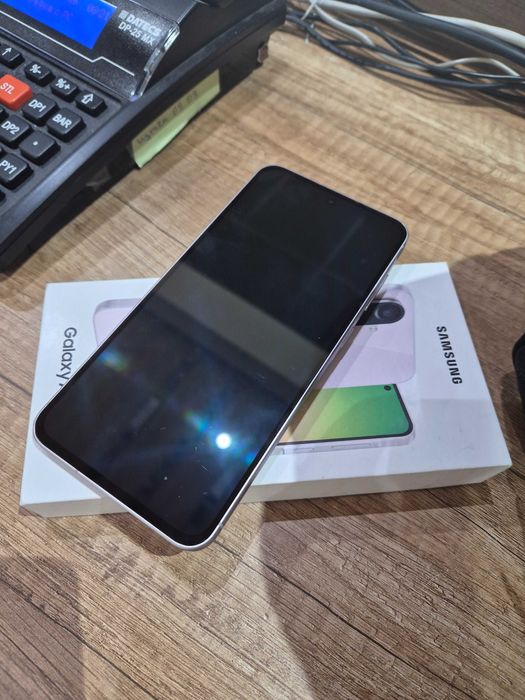 Телефон Samsung A56