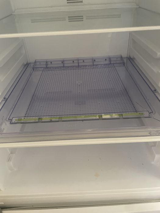 Sertare , rafturi combina frigorifica beko piese de scimb