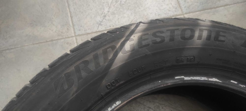 Гуми 4бр. 225/55/17 BRIDGESTONE Turanza T001- летни 150 лв