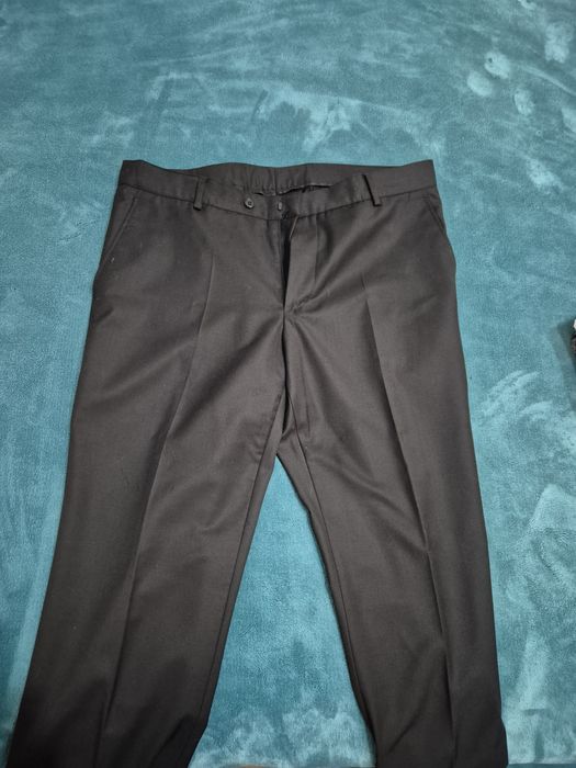 Мужские рубашки и брюки