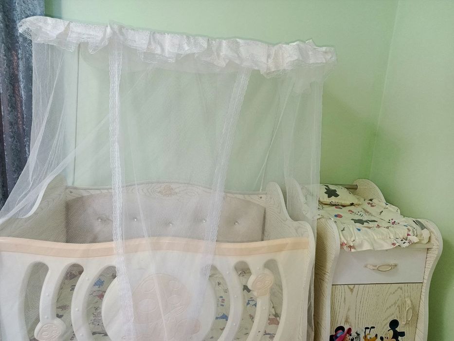 Detski mebel komplekt sotiladi