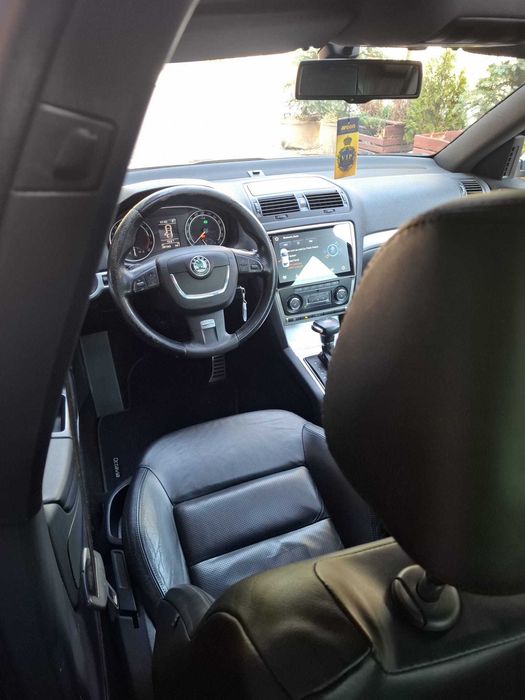 SKODA Octavia 2010 — imagine 5