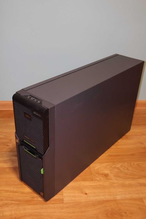 Cервер Fujitsu primergy TX300 S5