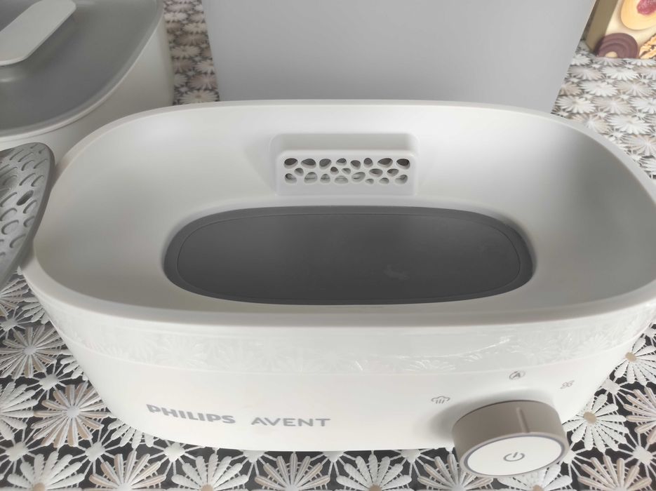 Продавам Philips Avent Premium SCF293/00 стерилизатор и сушилня
