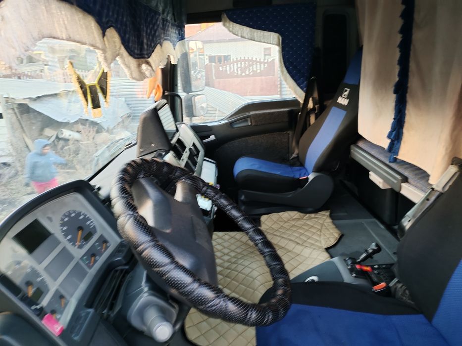 Продам тягач с прицепом