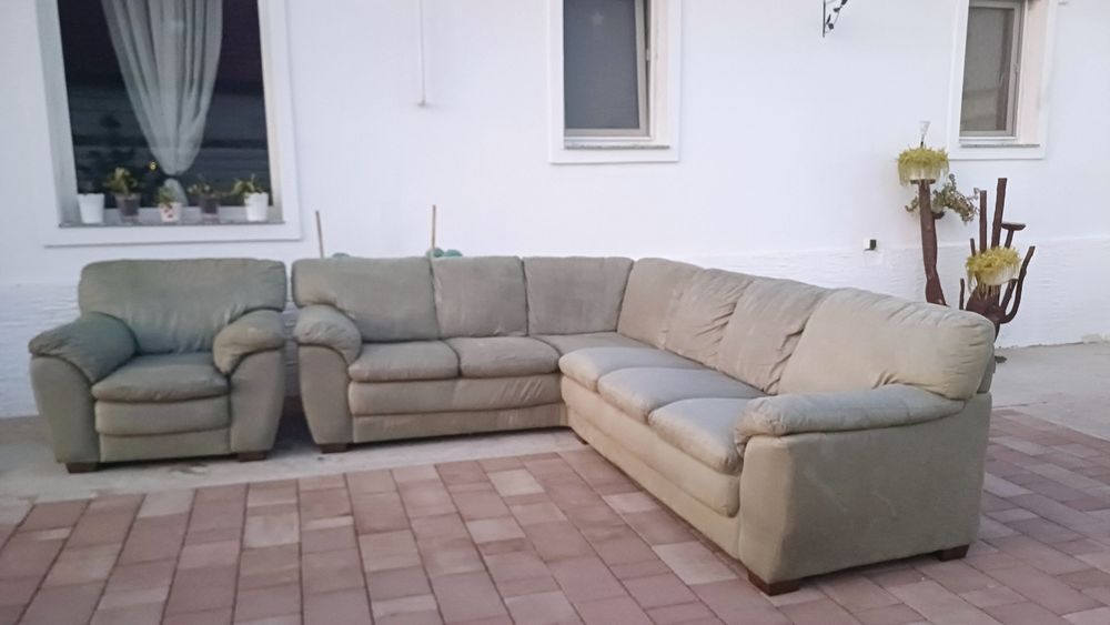 Super preț! Colțar living+fotoliu