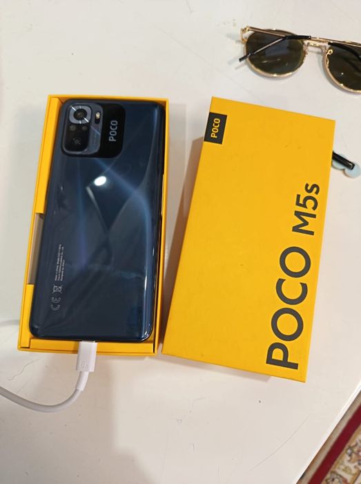 Продам телефон poco m5s