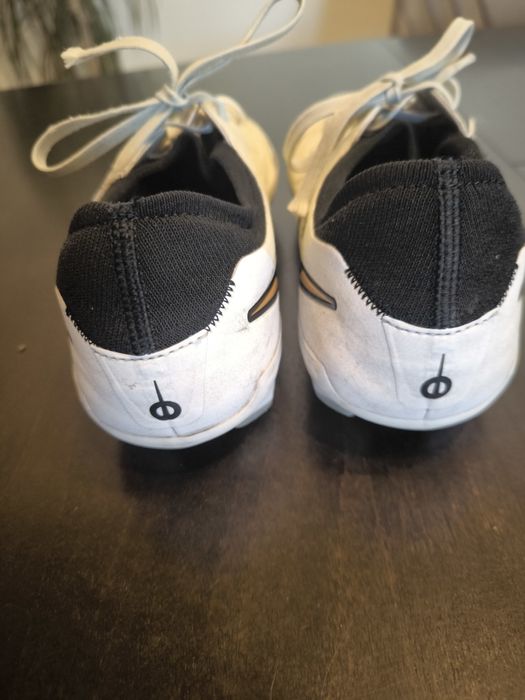 Бутонки Nike Tempo 40