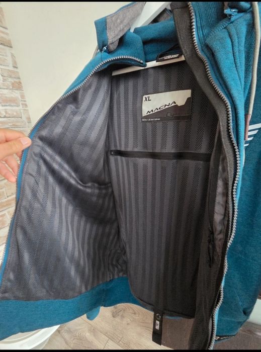 Hanorac macna cu protecții