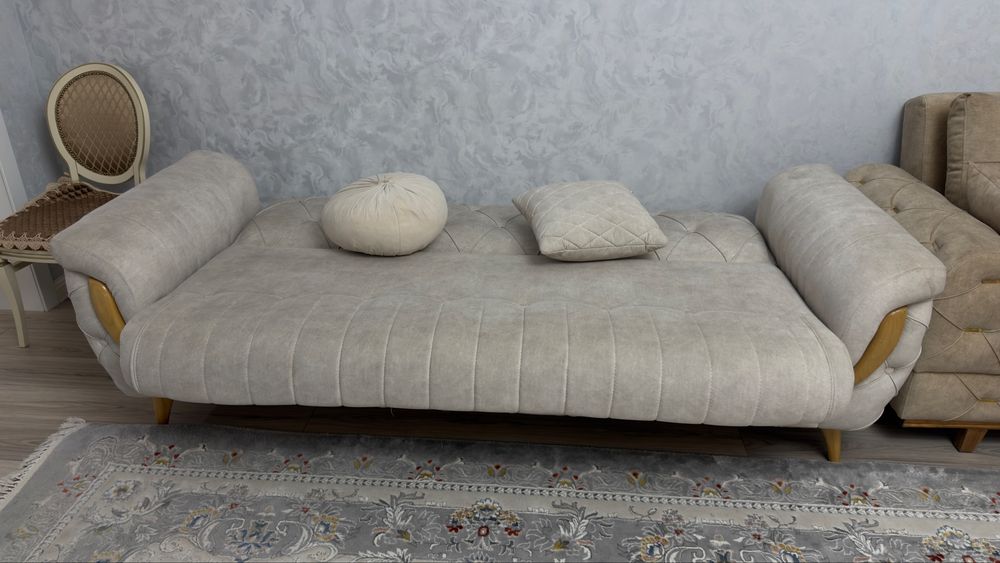 Продам диван в отличном состояние