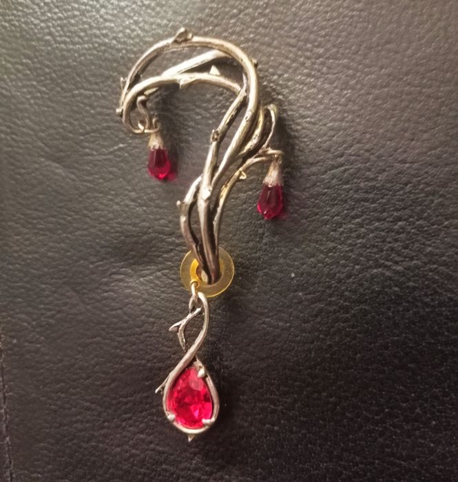 Продам Серьги каффы