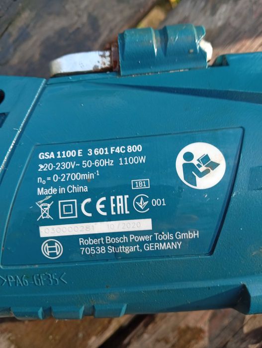 Fierăstrău electric sabie Bosch GSA 1100E