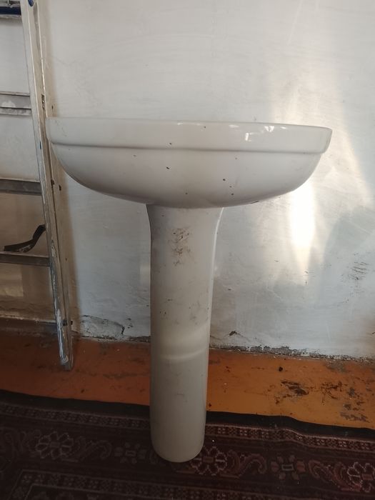 Продам раквину с педистальем