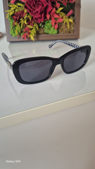 Ochelarii Love Moschino