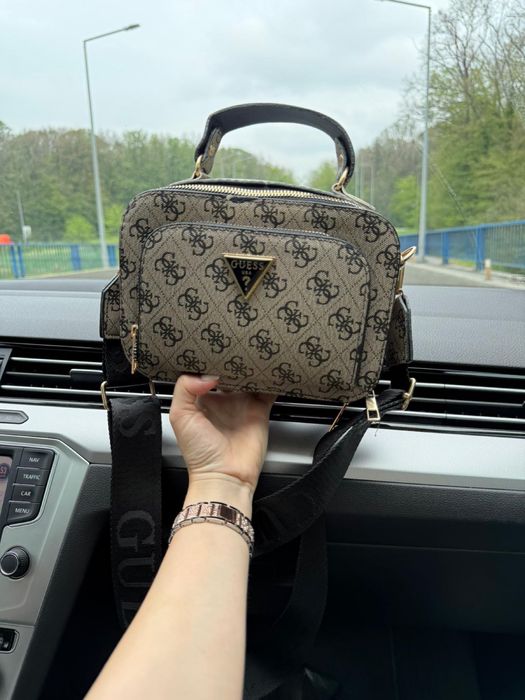 Geanta crossbody
