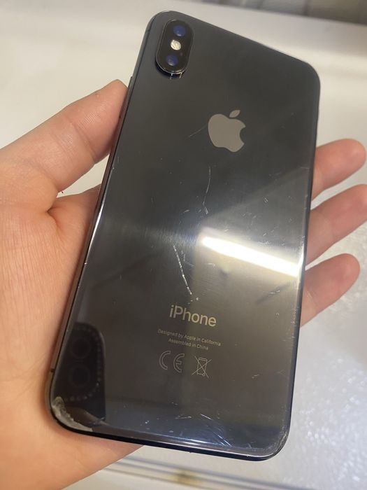 Продам iPhone Х чёрного цвета