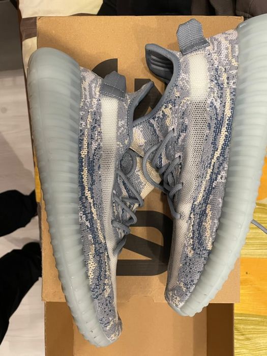 Adidas Yeezy boost 350 V2