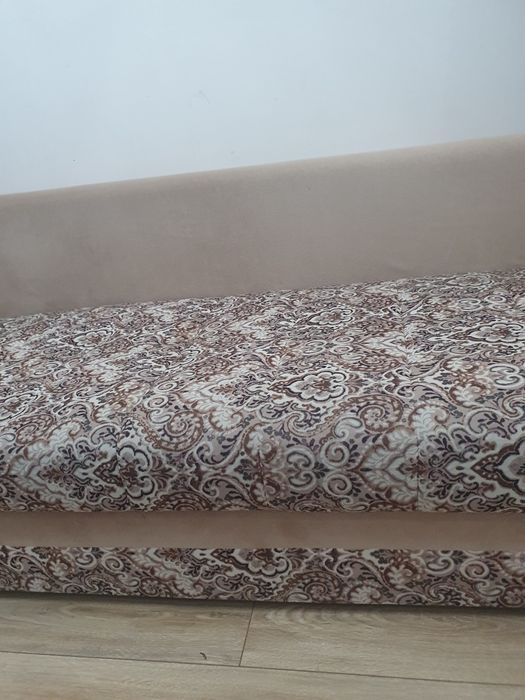 Продам диван б/у