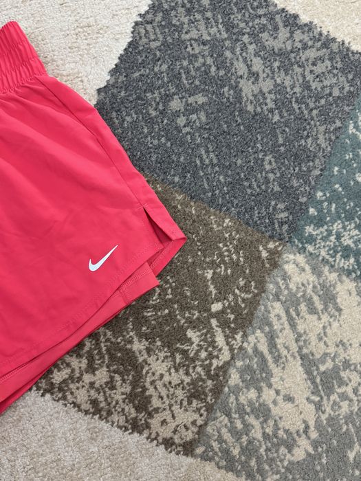 Дамски къси гащи Nike