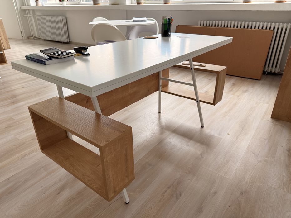 Mobilier birou pentru casa/firma