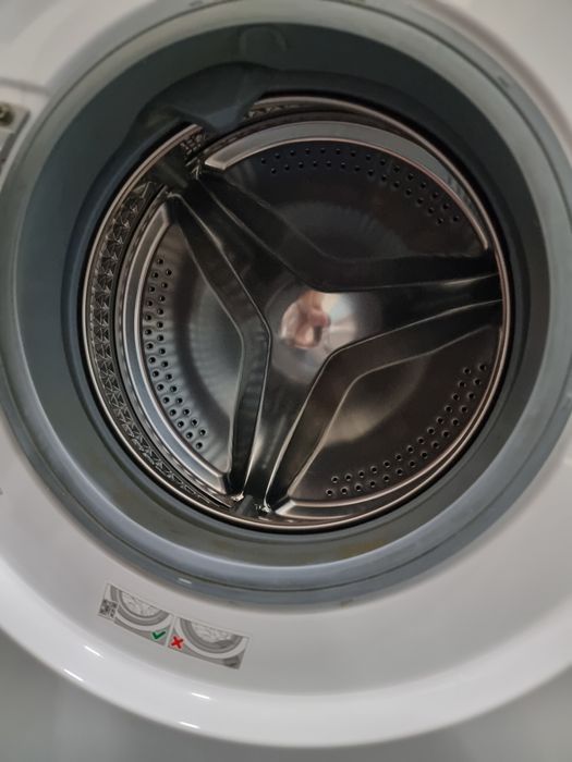 Стиральная машина Samsung eco bubble на 6кг