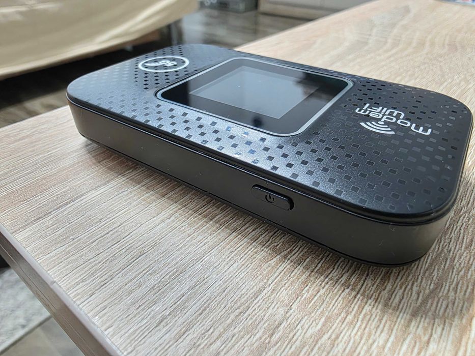 Router wireless auto M9S-LED 4G/ WiFi portabil cu conectare rapidă