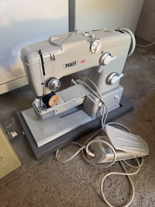 Masina de cusut electrica PFAFF