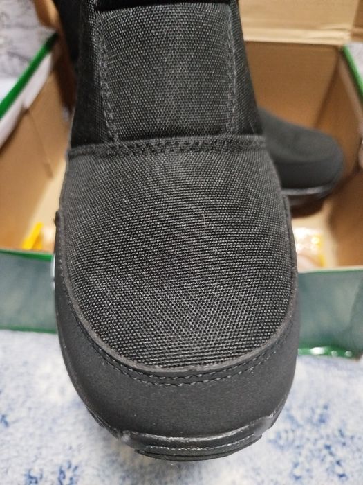 Продам зимние дутыши очень теплые