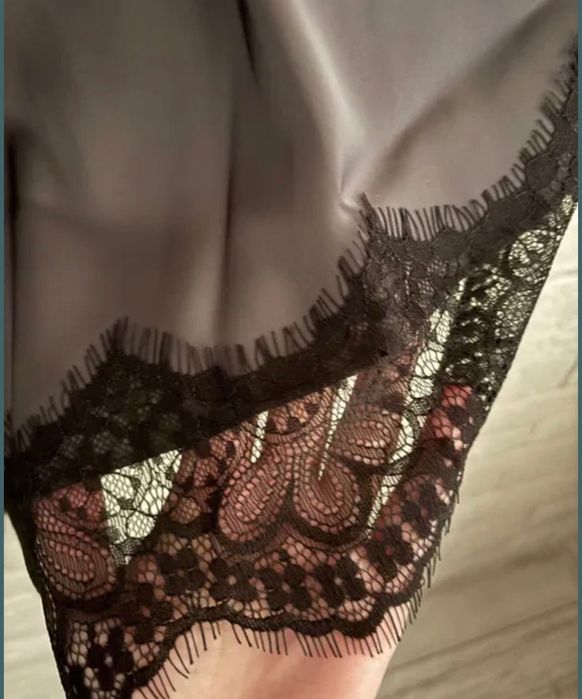 Стилна пола ZARA сатен дантела