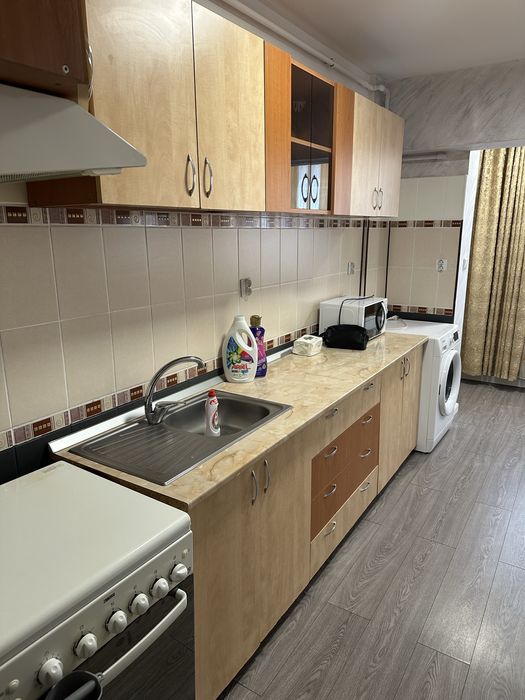 Închiriez apartament 2 camere decomandat – ultramodern
