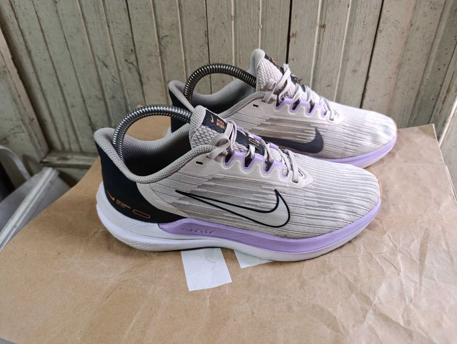 ''Nike Air Winflo 9''оригинални маратонки 39 номер