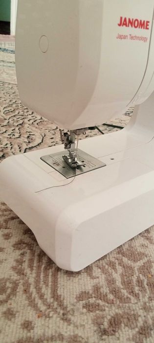 Janome tikuv  mashina