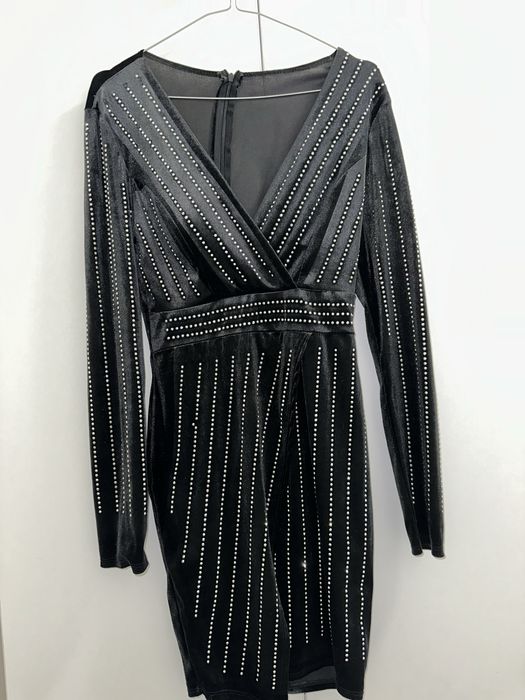 Rochie neagra din catifea cu strasuri