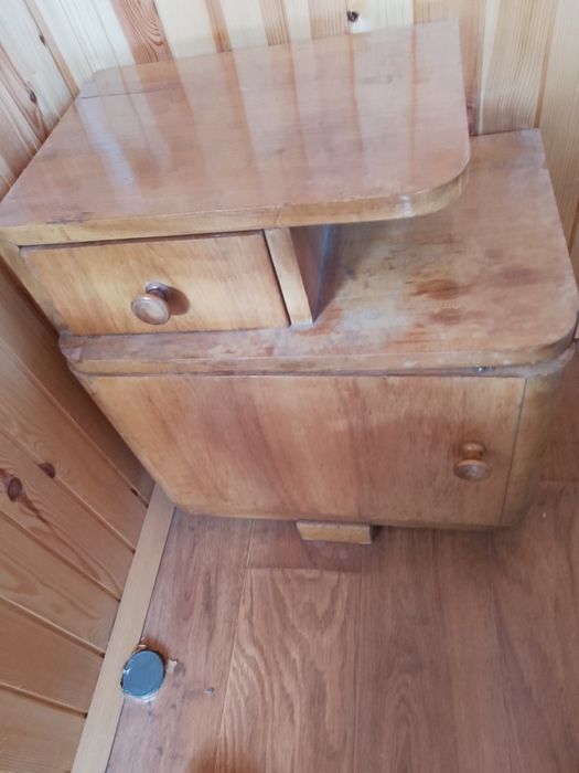 Дом и градина нощни шкафчета