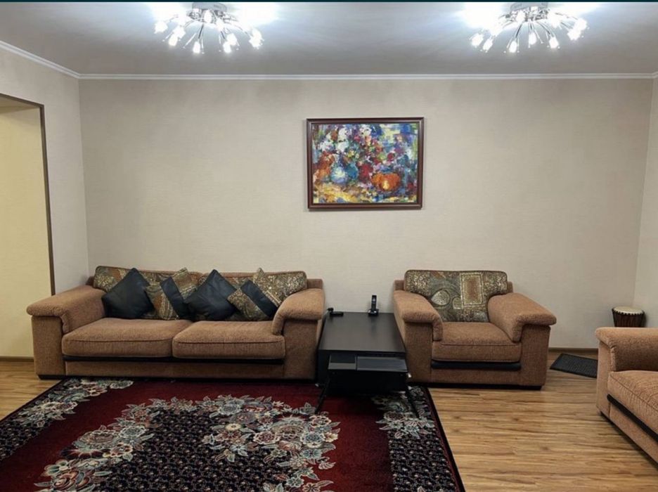 Ц1 4/2/4 кирпич 77-серия мебель+техника 95м2