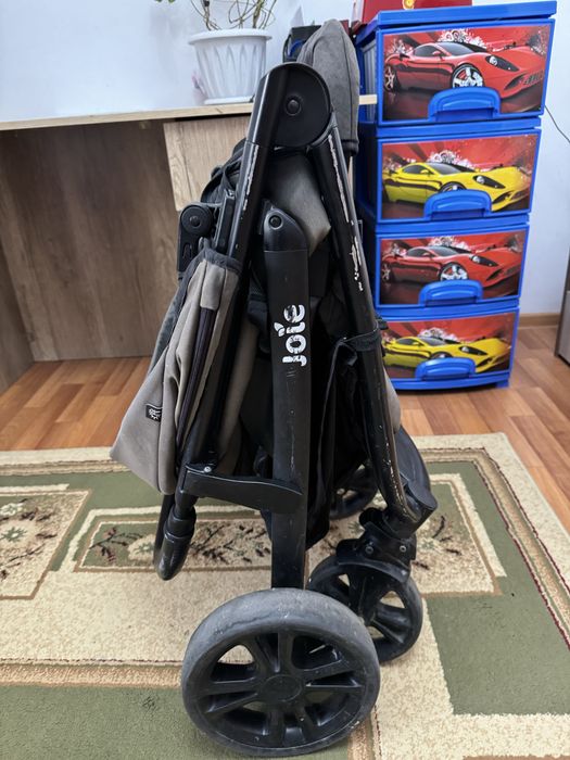 Продам коляску Б/у  Марка Joie Litetrax 4 coal