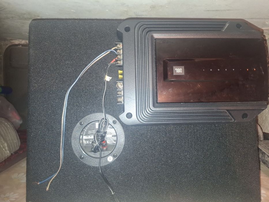 Pachet auto JBL Subwoofer CSX-1400BP + Amplificator CLUB A600 + LK-10