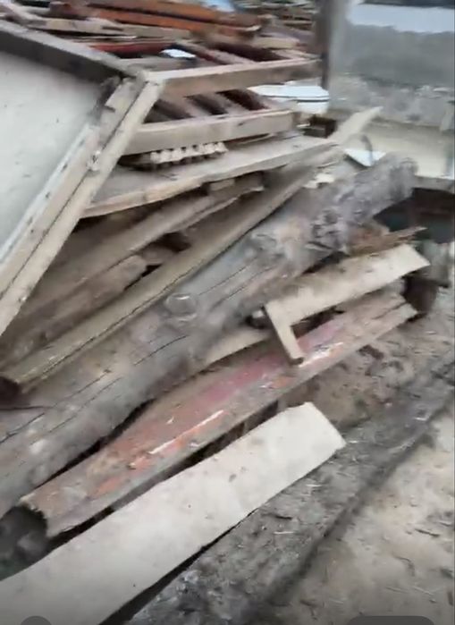 Дрова много срочна