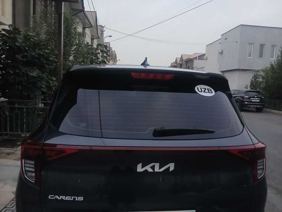 Продам свой kia carens