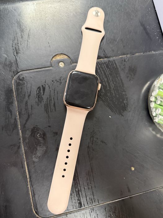Apple Watch SE  1st gen, 40mm, GPS